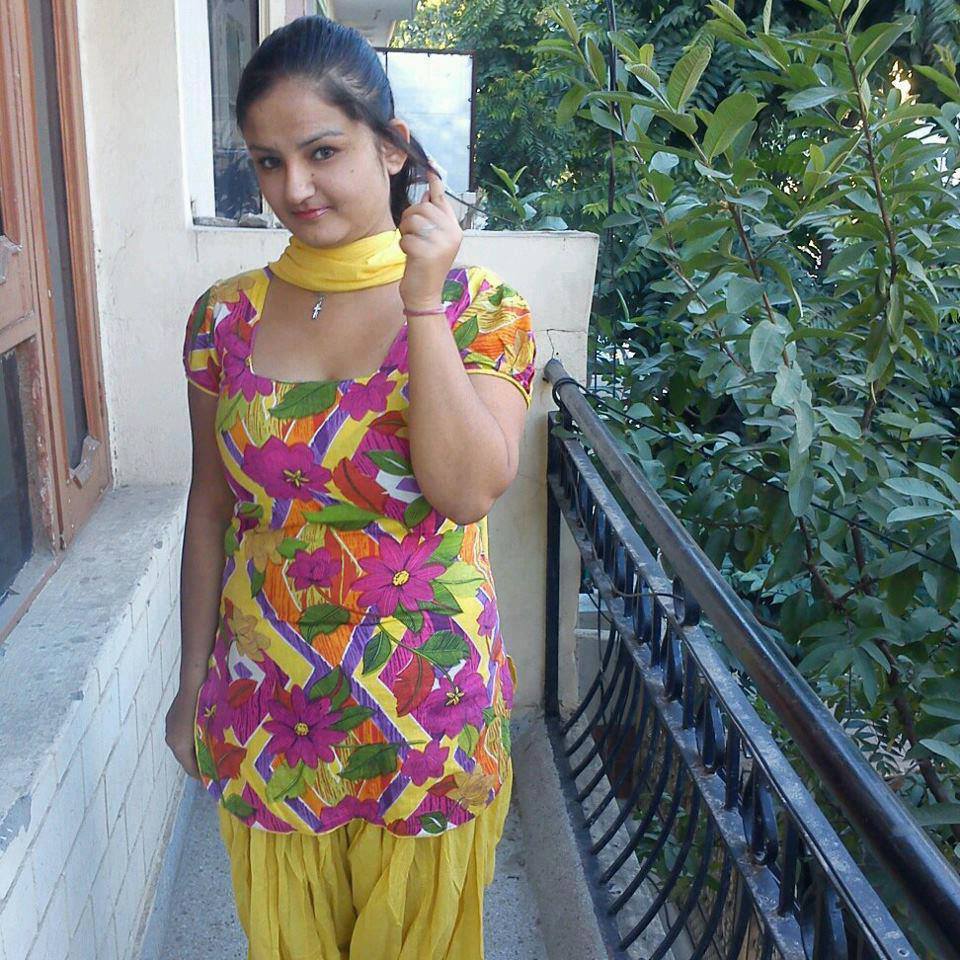 age loosing virginity wife shared at fuck party